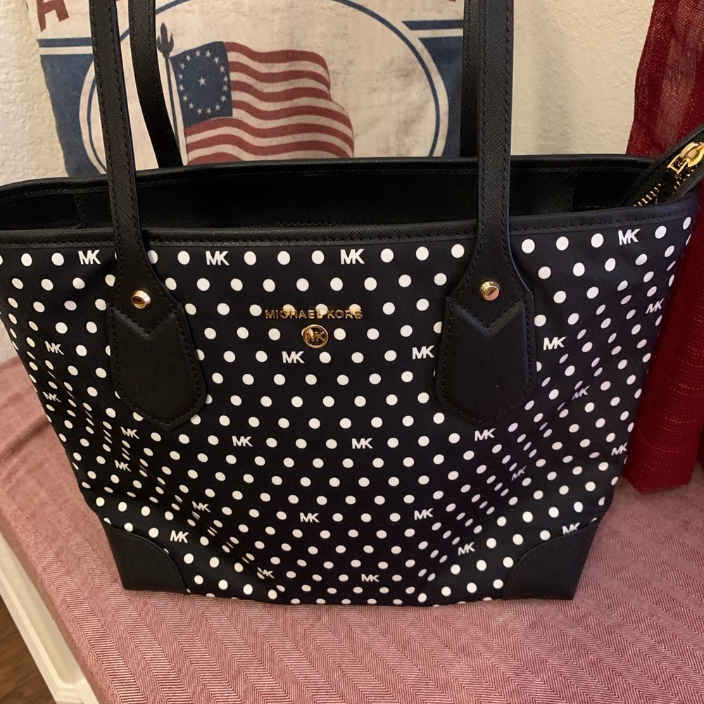 MICHAEL KORS - Nylon Leather Trim Handle Bag